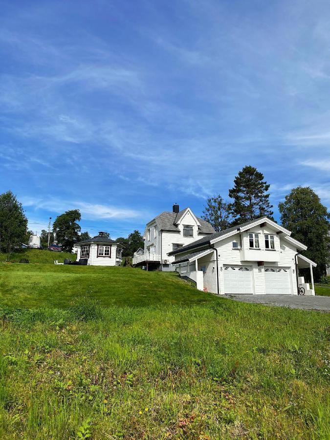 Apartamento Visit Leif At Senja Gibostad Exterior foto