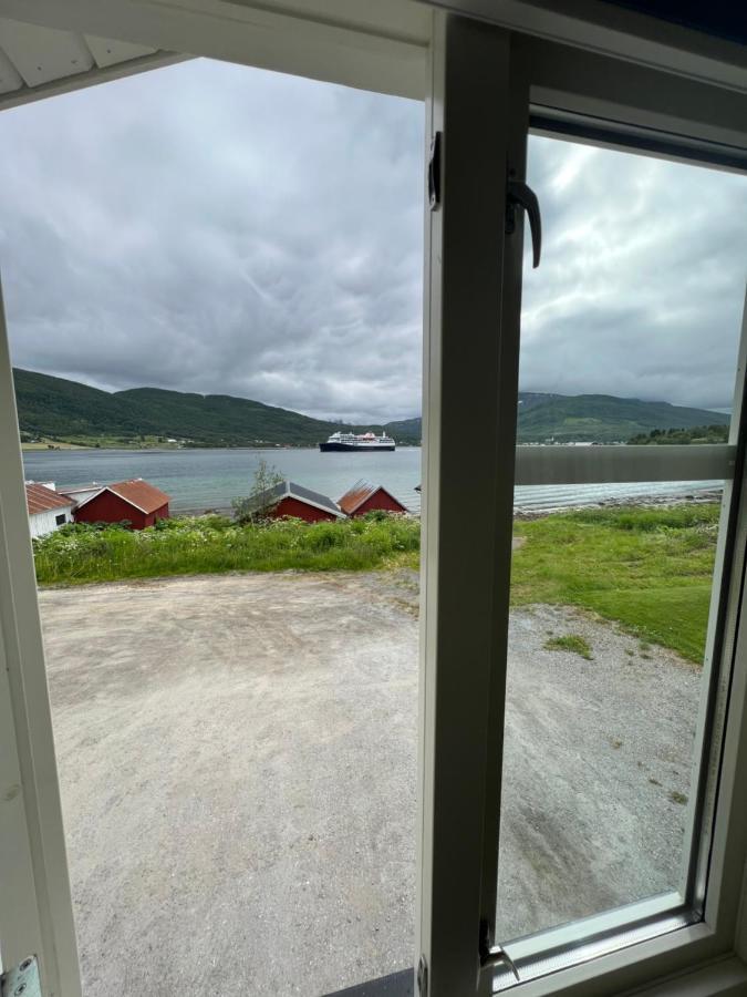Apartamento Visit Leif At Senja Gibostad Exterior foto